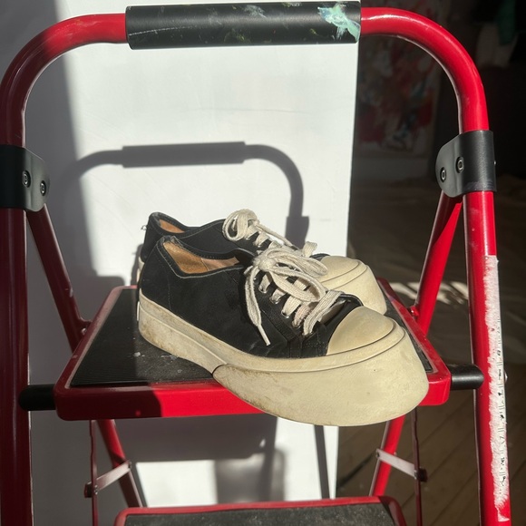 Marni Black Sneakers with High-Top Design and Rubber Toe Caps - Picture 2 of 7